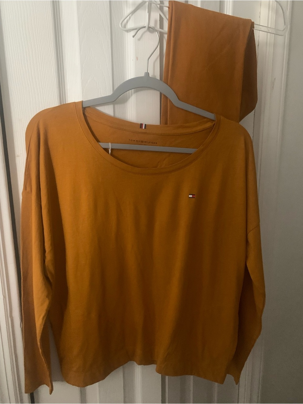 Tommy Hilfiger Women’s Light weight Cotton Lightweight Activewear Set -NWOT S/M